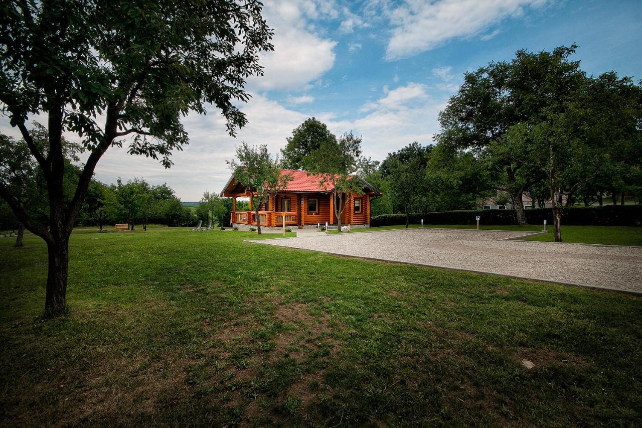 Country Lodge Vukovic Rakovica Ngoại thất bức ảnh