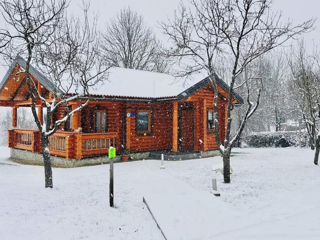 Country Lodge Vukovic Rakovica Ngoại thất bức ảnh